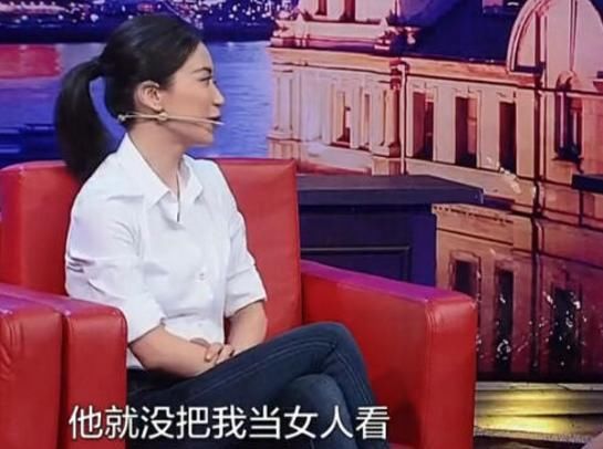 俞飞鸿为何一直单身?她曾调侃:因为窦文涛不娶我