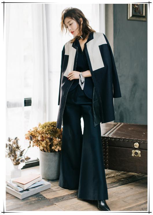 秦岚的时尚我不懂！穿个塑料布就出来了，网友：幸好黄晓明没要你