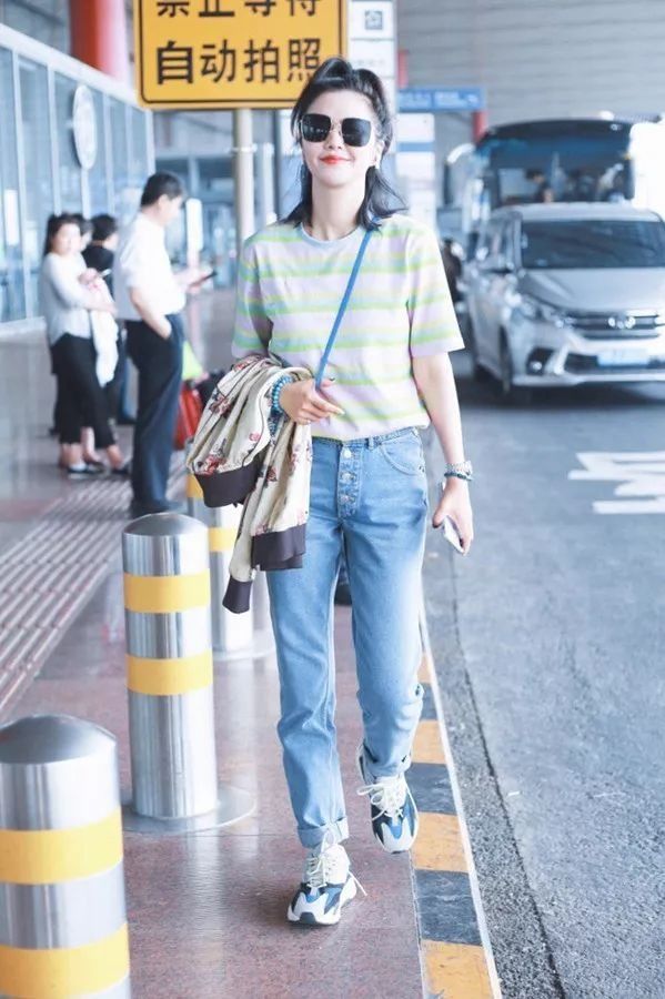 晴格格王艳让人不敢认!杨烁老婆原来是她…【海报街拍】