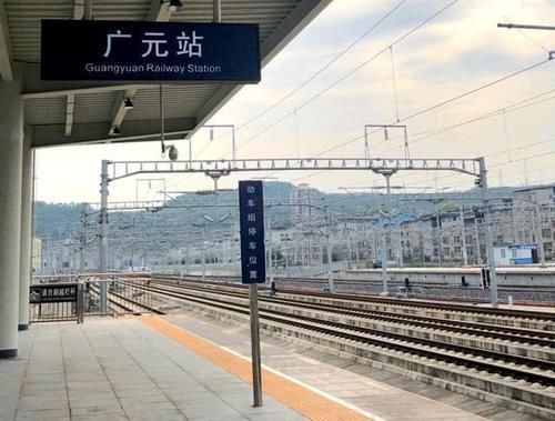 四川最良心的景点，门票仅70，小长假人山人海，去一次难忘一生