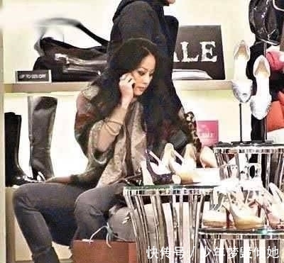 『奢侈』她是白富美,却仍能把二任富豪前夫败破产,今56岁仍过着奢侈生活