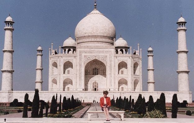 多厉害?丨Queen S说她睡觉也想枕着这双鞋子