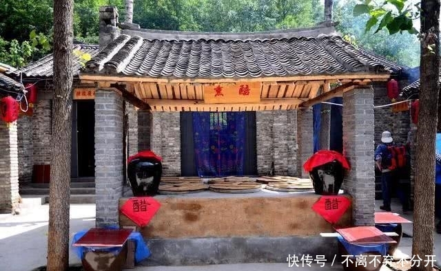 河南花2.6亿打造古街，门票80无人问津，游客：我又不是傻子