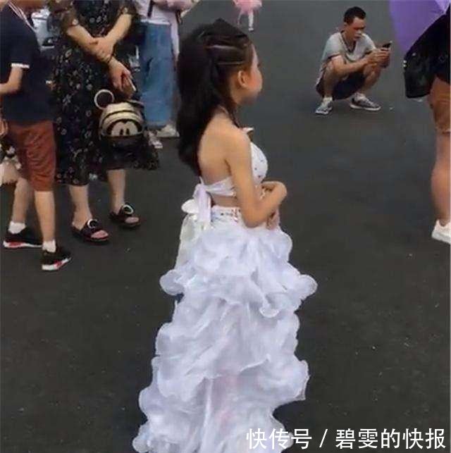 6岁小女孩被邀请当伴娘, 没想化妆后惊艳众人, 新娘却后悔了