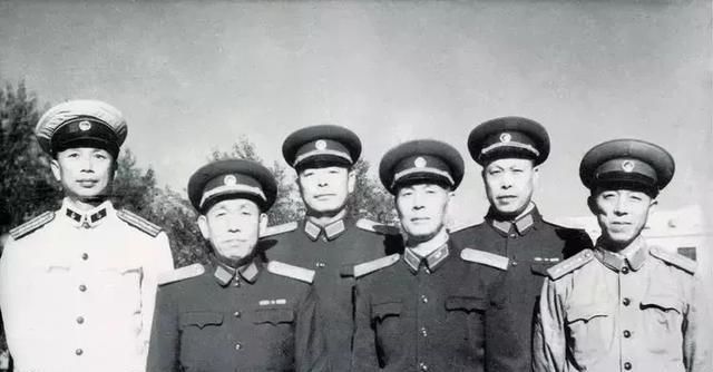 开国将军到农民家吃饭，看到桌上这样的菜，立马掉头走人