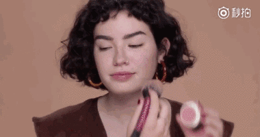 美人计|美剧版《我的前半生》,原来是场50年代的复古趴