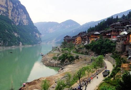 重庆最“梦幻”的古镇,藏在大山深处的百里画廊,美景不输洪崖洞