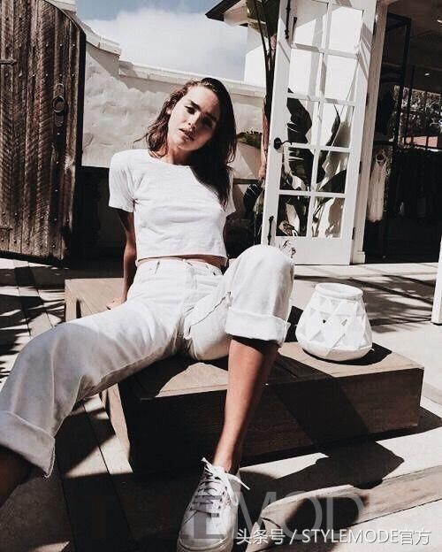 夏日打造“高级感”的简单套路就是：All White！