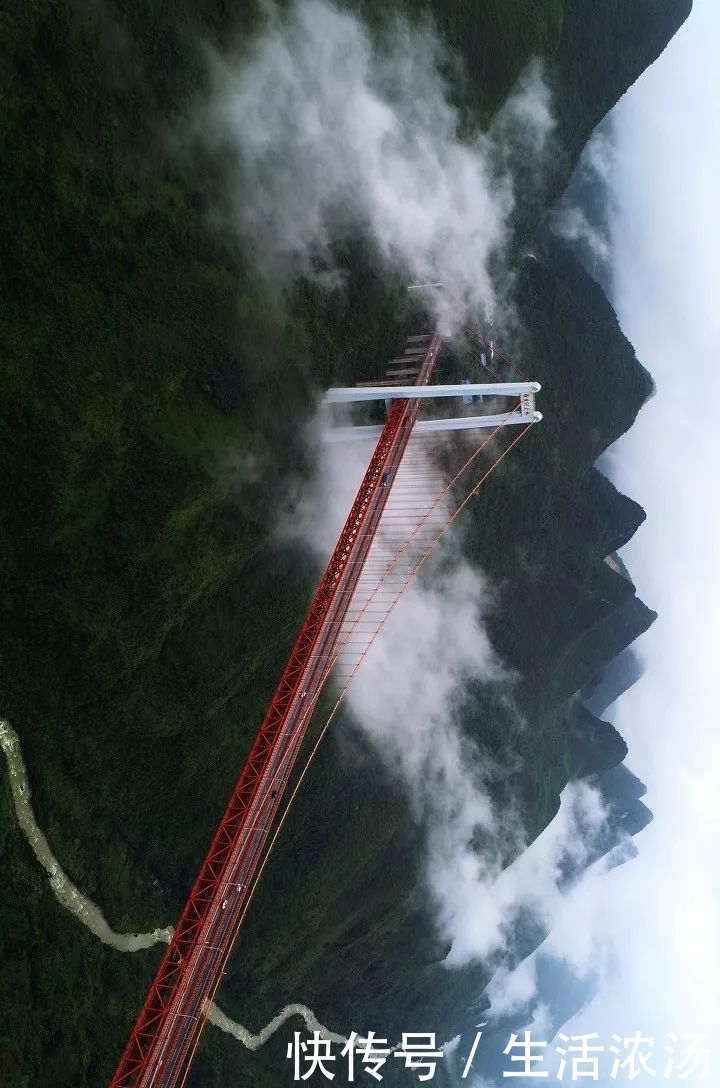 中国又一自驾绝美公路横空出世，一路尽是美丽风光