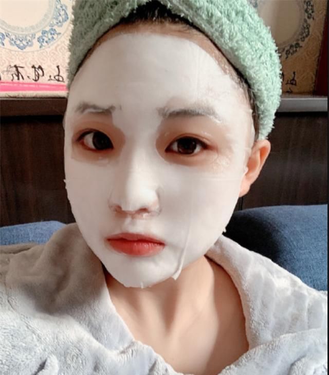 # 慢慢#做到这“4点”,皮肤慢慢变白变嫩,毛孔都看不见了,敷完面膜后