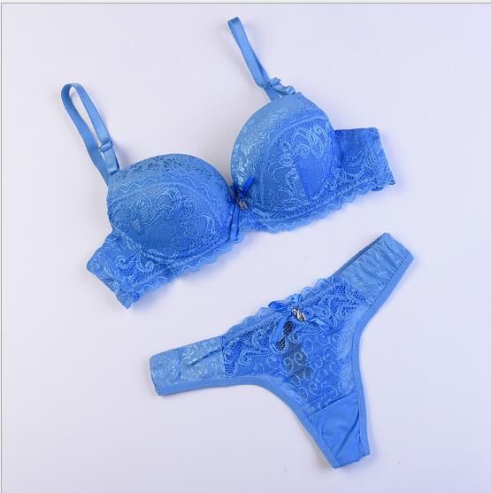 一片式女士无痕三角裤，舒适透气，适合各个年龄段的女神穿