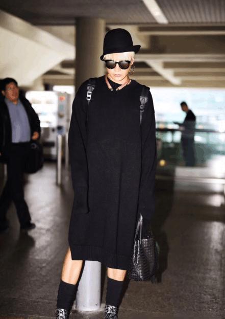 厉害了陈志朋! 胸前挂圈卫生纸也敢走红毯? 钟丽缇都没你疯狂!