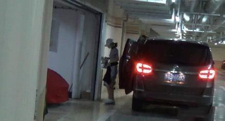 30岁的赵丽颖低调工作,但是谣言和营销号总是不放过她