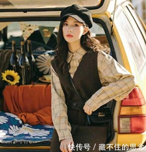 \＂i6\＂: \＂http://p9.qhimg.com/t010d110017bfef5f65.jpg?size=373x224\＂装穿搭来了，确实很亮眼