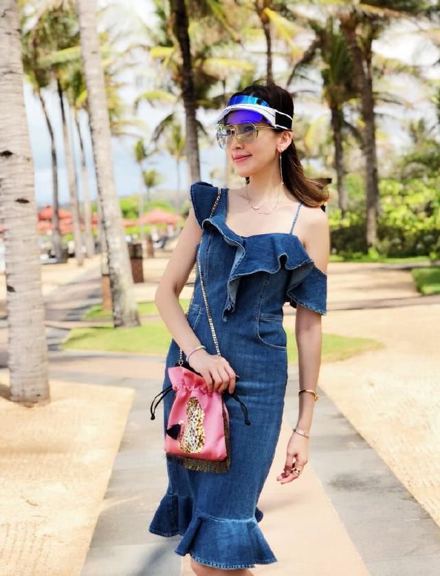 林志颖老婆陈若仪，紧身裙穿出S型好身材，臀部位置看得双眼发光