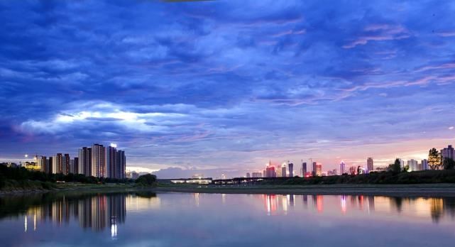 西北将“合并”的城市，打造西北“特大城市”。发展直追北上广