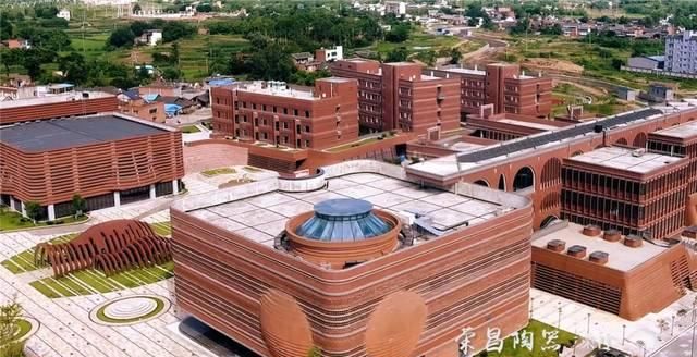 重庆彻底火了！又拿全国第一，网红城市当之无愧！