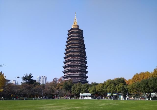  富得流油|我国这个省份因为太强悍了，后被一分为三，如今个个富