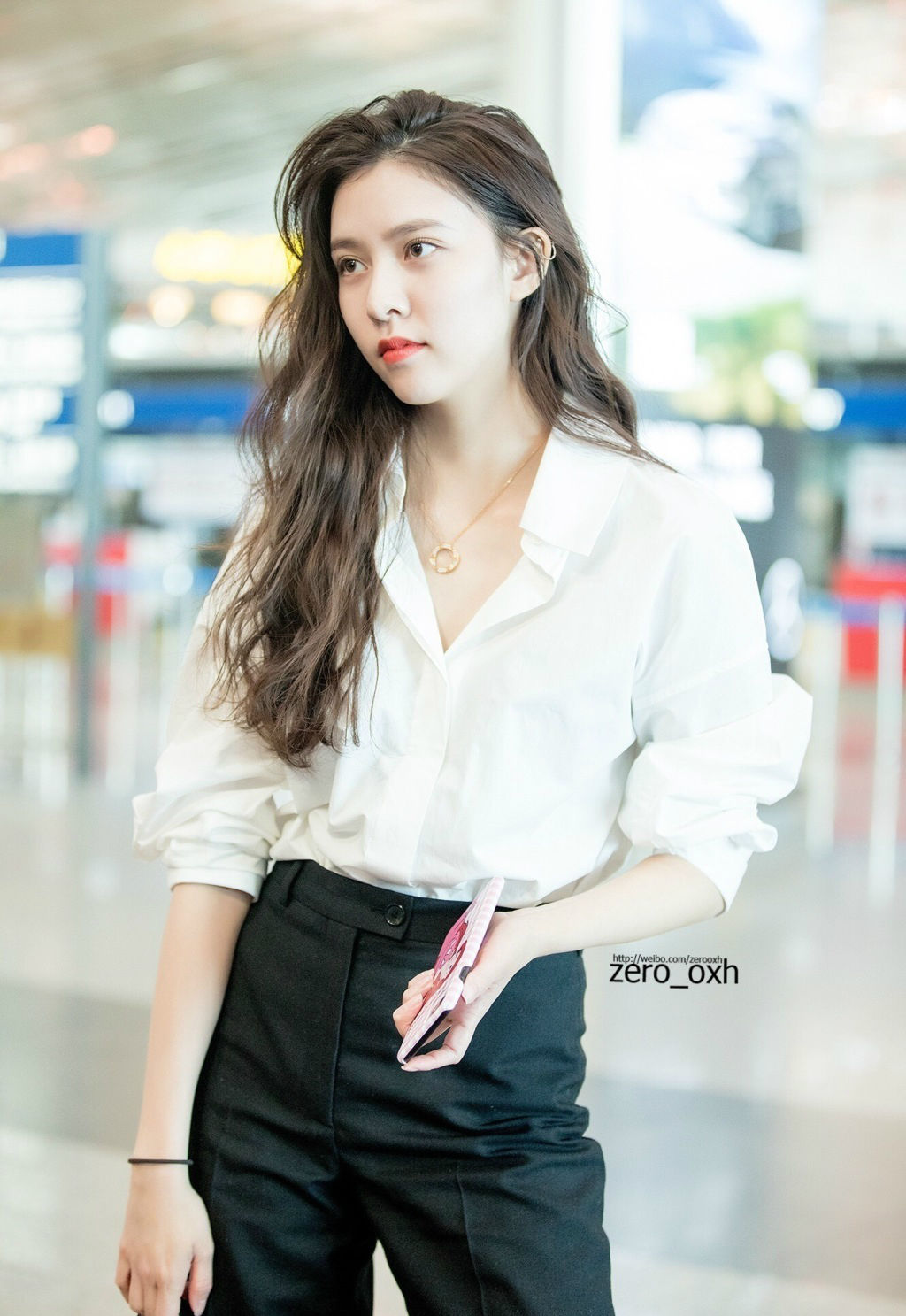 宋妍霏这大长腿真的绝了!网友:我要有这好身材做梦都会笑醒!