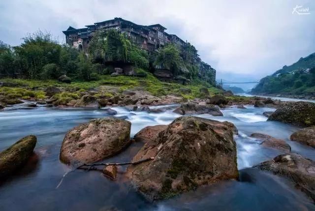 今年夏天，贵州突如其来地火了!