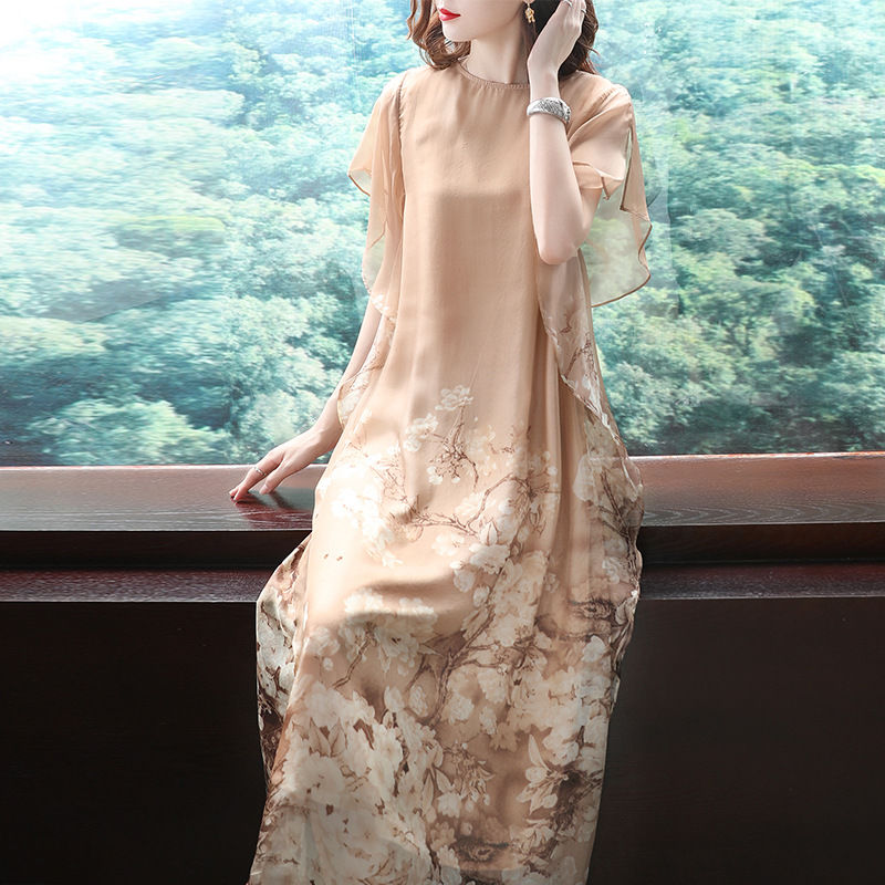 连衣裙+丁字裤!夏季绝美搭配，女人穿，尽是女人味