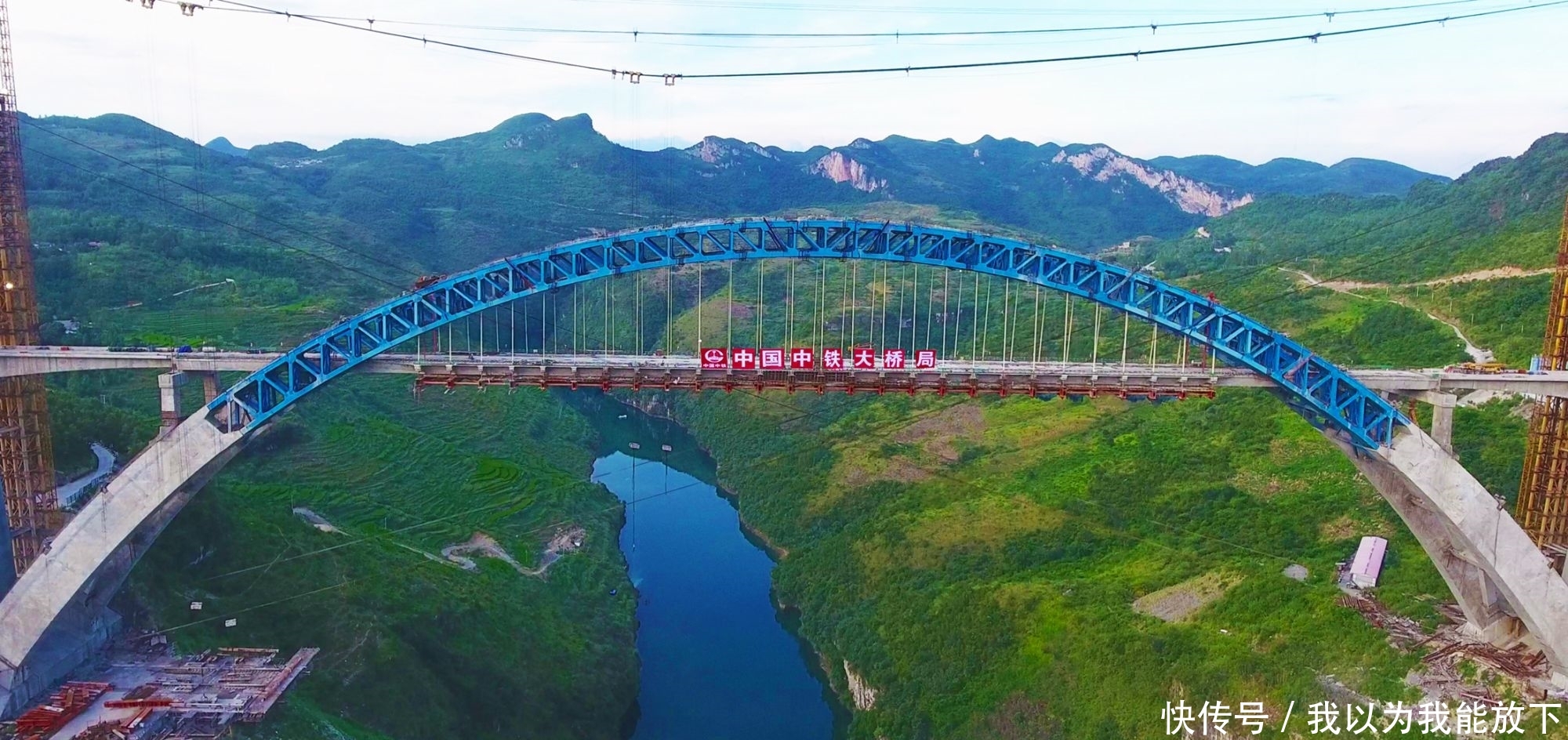 西南地区喜提新高铁,途径26个5A景区,打造“中国第一旅游高铁”