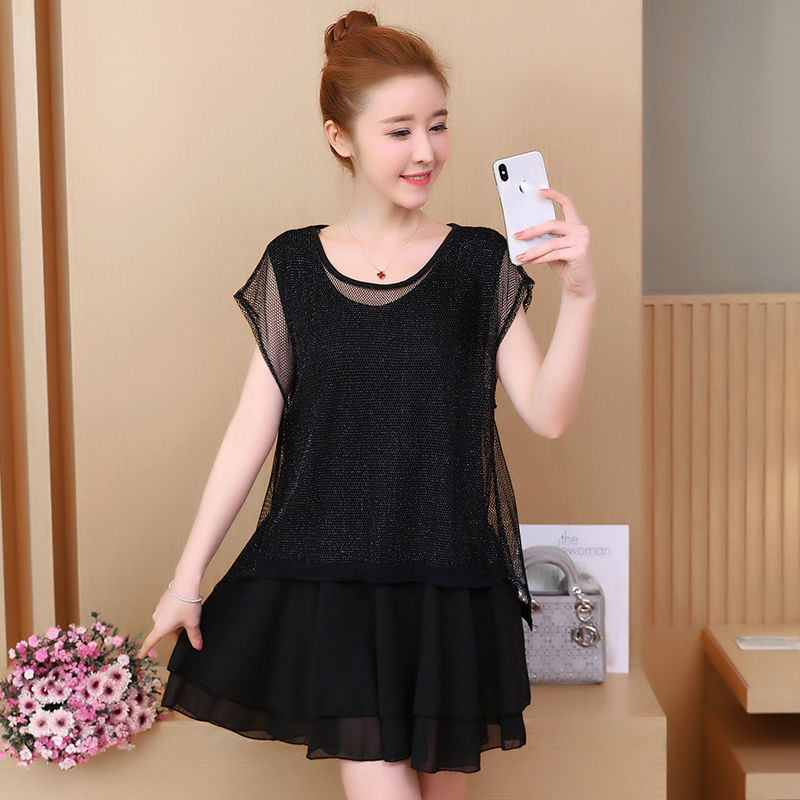 身上有点肉其实只要换上这样的连衣裙就会更美哒