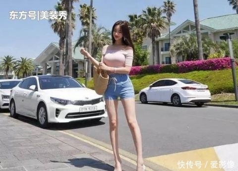  「清爽」清爽迷人的牛仔裤美女，回头率特别高！