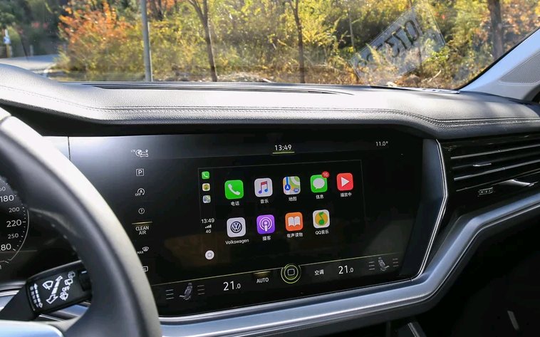 「优于」最低调的豪华SUV,搭载3.0T发动机,在性能上优于奥迪Q7,但鲜为人知