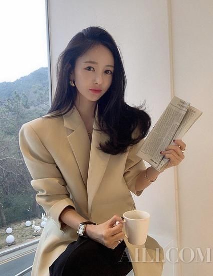 丢掉:西装oversize一点点 丢掉刻板印象解锁超有范儿的新风格