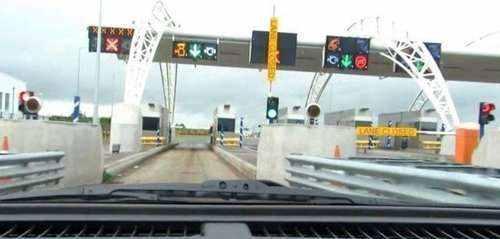 全球“最特别”收费站：按国籍收费，本国人都要收费，中国却免费