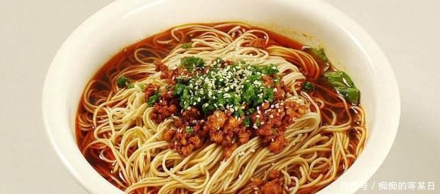 玉米@公认长肉最快的4种主食,玉米不减肥,图4是女生们“心头爱”