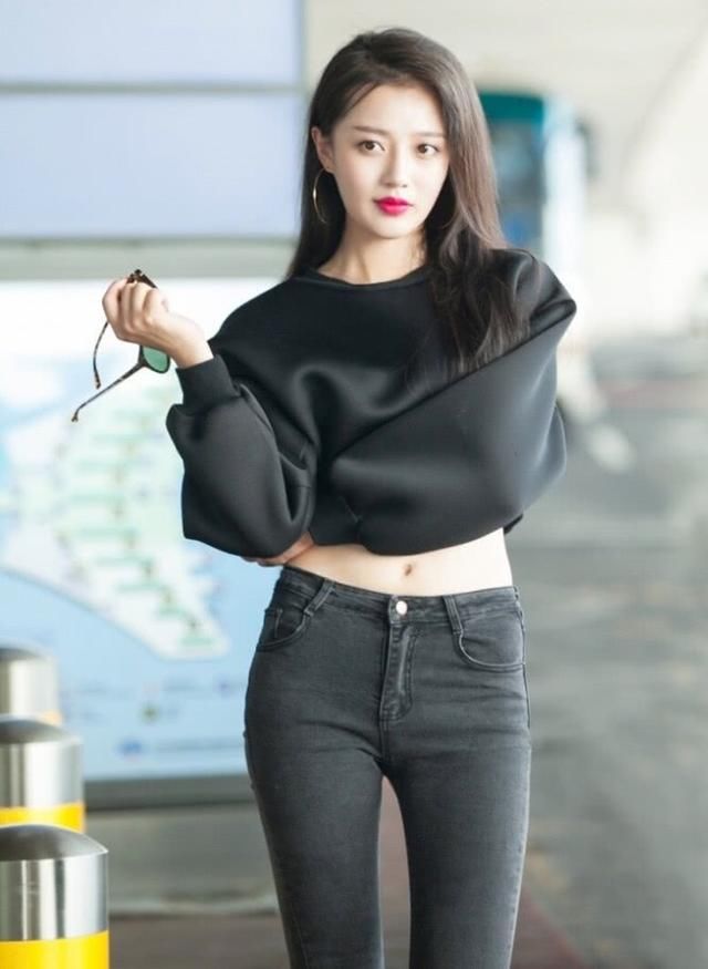 只知道三生里的缪清，却不知道王秀竹的“蚂蚁腰”，气质冷艳！