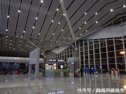在湖南, 坐飞机, 你需要了解的八个机场