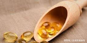 维生素e别直接用，加“它”混合坚持涂，美白祛斑，皮肤白皙透亮