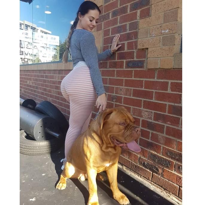 这才是欧美式健身女神，她的美一般人欣赏不了，你喜欢这种身材吗