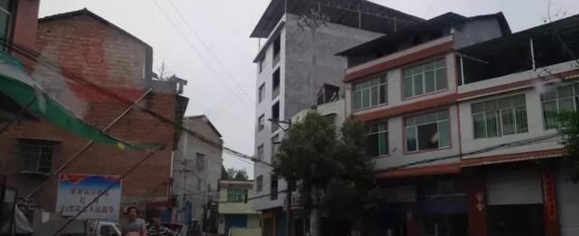 路过蓬安天成乡,想起当年被枪毙的国民党国军少将母坤荣