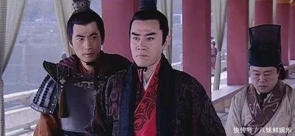  为中朝@中朝官是个什么官？从汉武帝与霍光提拔近侍，分析中朝官形成之因