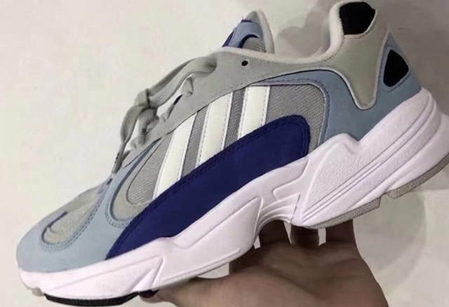 首双联名实物曝光！END. x Yung-1 复古风更加浓郁