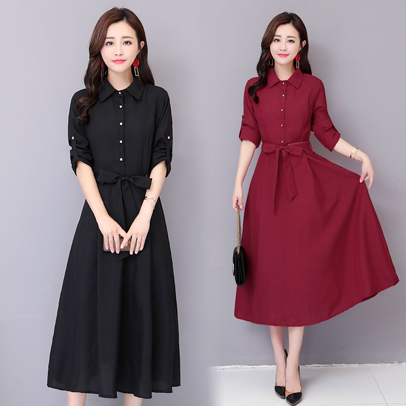 一旦过40，尽量少穿牛仔裤!瞧下图女人穿，洋气美嫩不输小姑娘