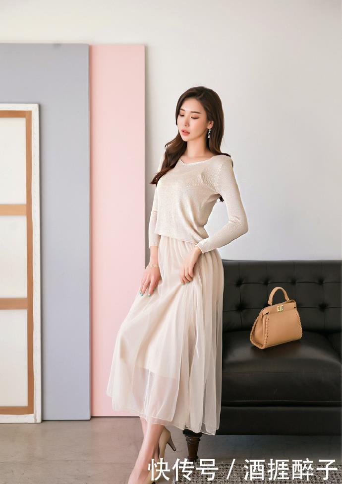  [半身裙]服装模特蕾丝半身裙，优雅靓丽秒变成气质女神