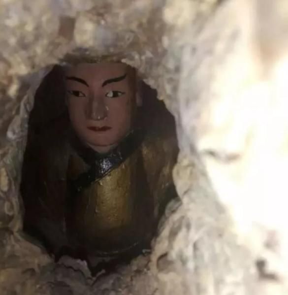  「唯一」中国唯一的“树抱佛”福建一棵古樟树，藏着一尊佛像