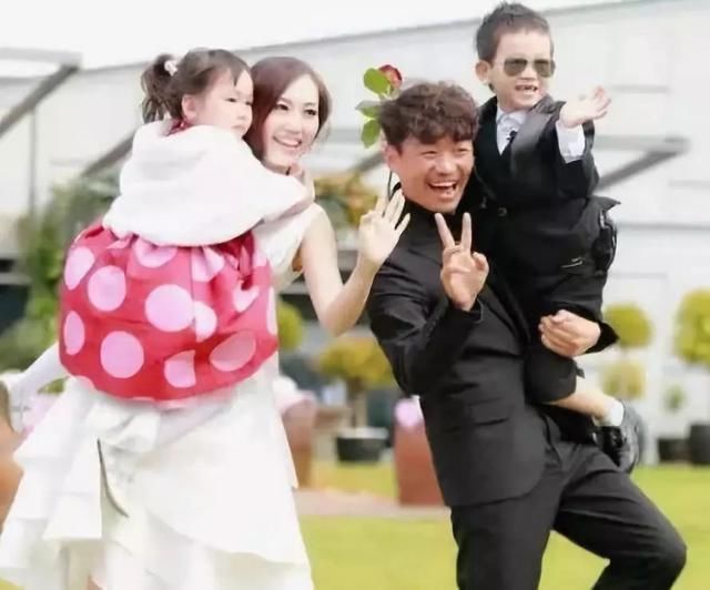 王宝强同居女友被曝光，公关团队紧急回应！