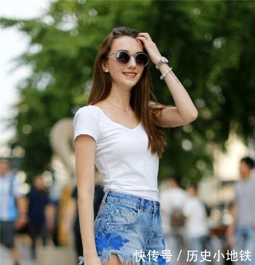 小美女|街拍:身姿挺拔美丽大方的小美女,尊贵优雅显大气 ,温婉可人