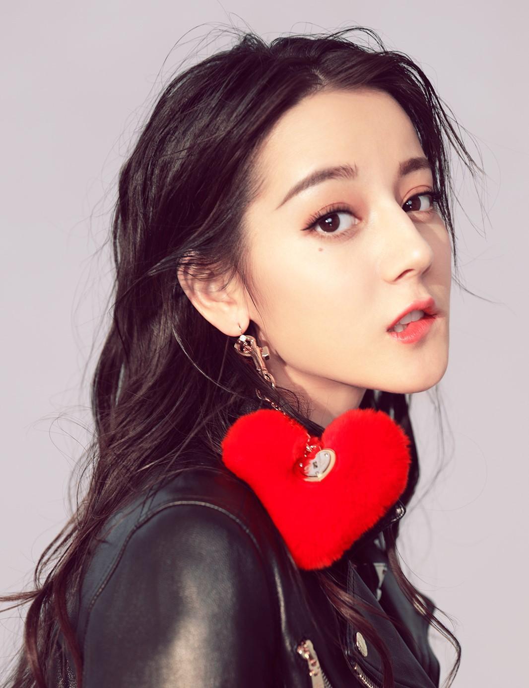 以为娜扎、景甜的大耳环够美, 结果被宋茜和杨幂的造型帅一脸!