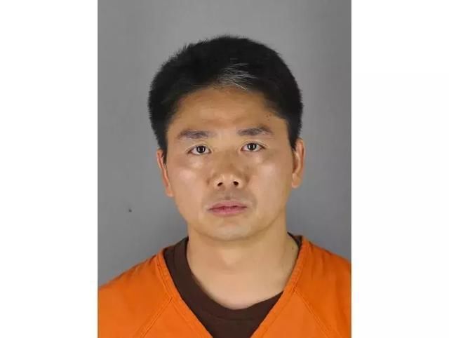 声援刘强东，周立波称可能都是被人陷害，网友：你们不是一回事