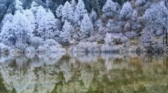 「叫板」四川敢叫板九寨沟和稻城亚丁的小城,美得惊人却很低调