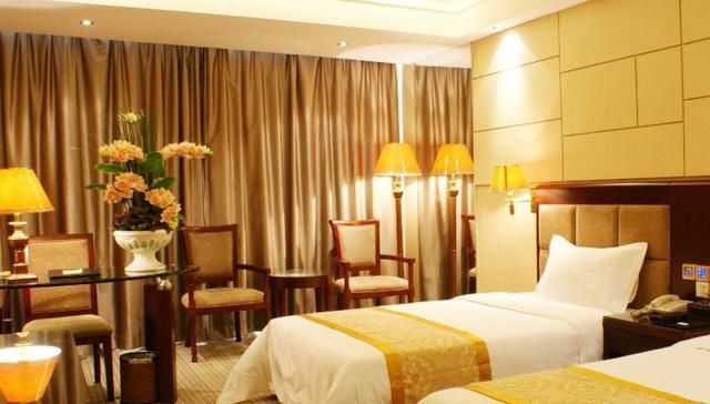 入住酒店，为什么要用热水烫马桶？还有这些细节不得不知