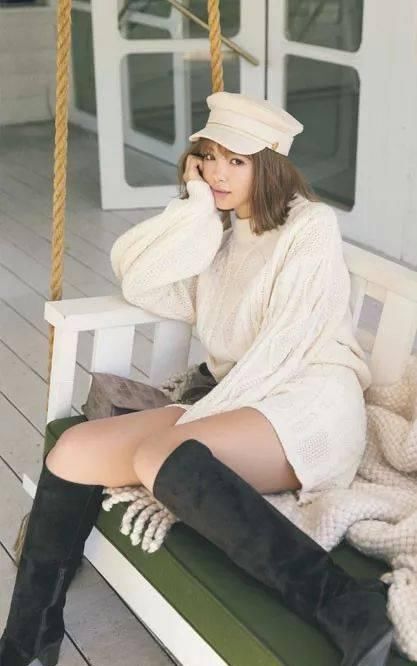  『针织套装』麦子肌女生的最強设计风格 同类色穿衣搭配狂爆说
