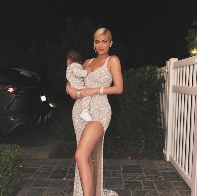  「很爽」做Travis Scott和Kylie的女儿是什么体验？Stormi:谢邀，很爽
